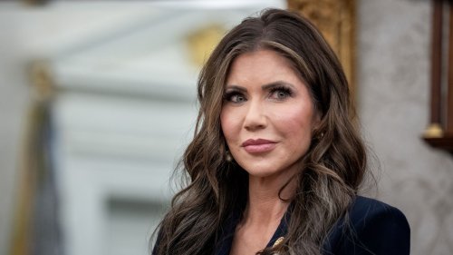 Kristi Noem's purse snatched at fancy D.C. burger spot