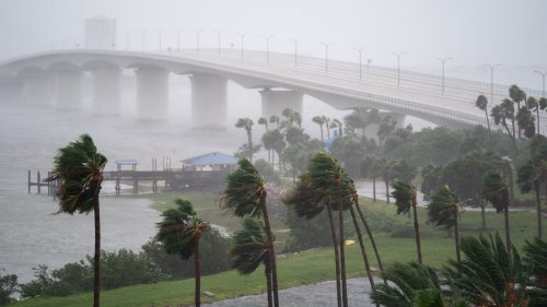 Floridians weigh whether to stay or go post-Hurricane Ian