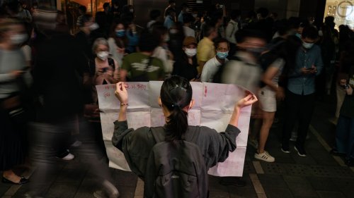 Axios China: Fighting protest censorship