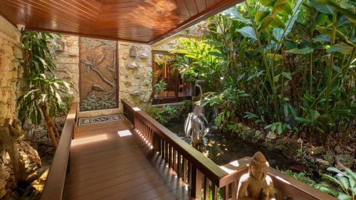 Mango's Tropical Cafe owner selling Miami mansion. Take a look inside.