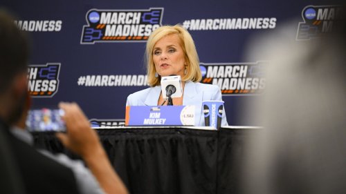 As Kim Mulkey (and everyone else) waits on Washington Post, LSU set to play in Sweet 16