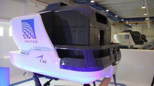 United debuts new flight simulators in Denver training facility