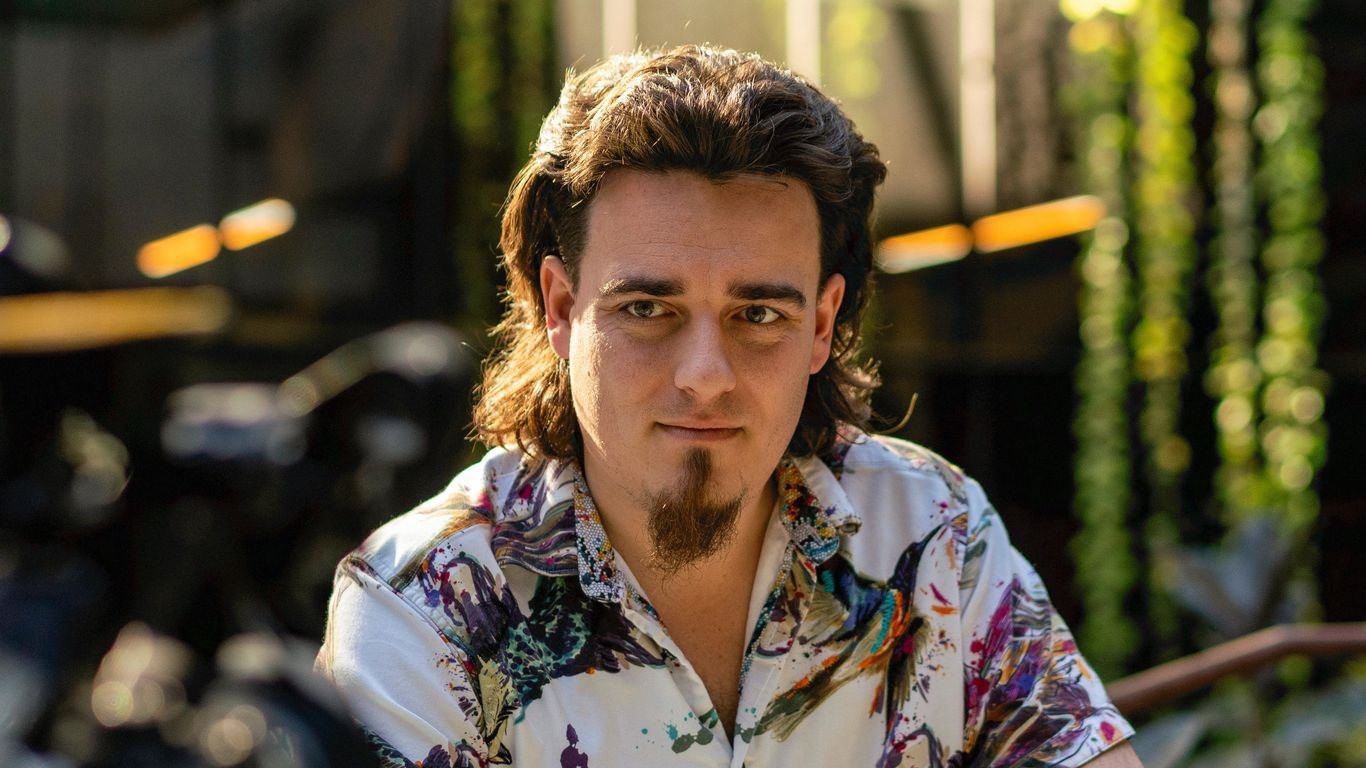 Scoop: Palmer Luckey's digital bank valued at over $4 billion