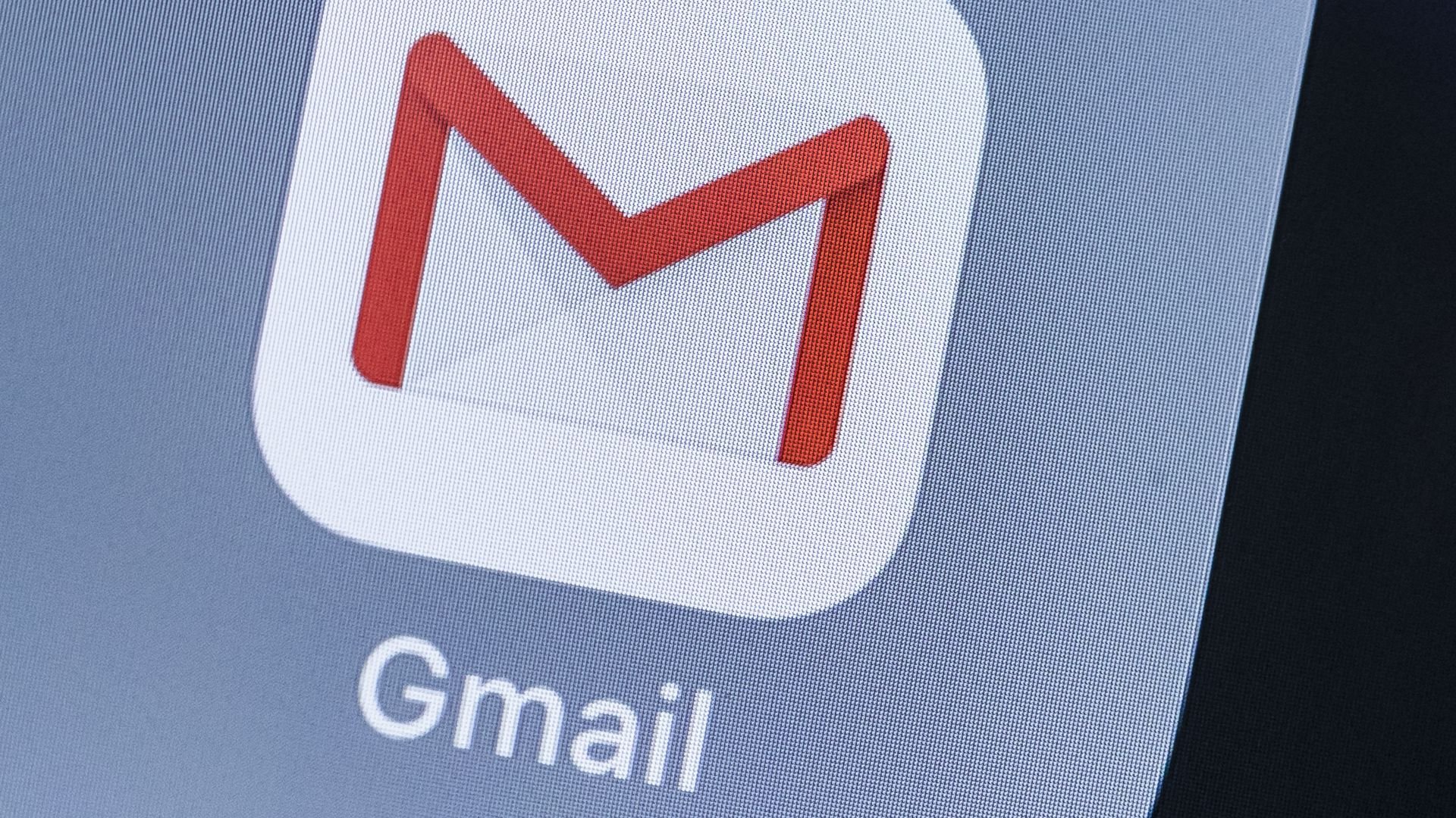 GOP's Gmail feud escalates