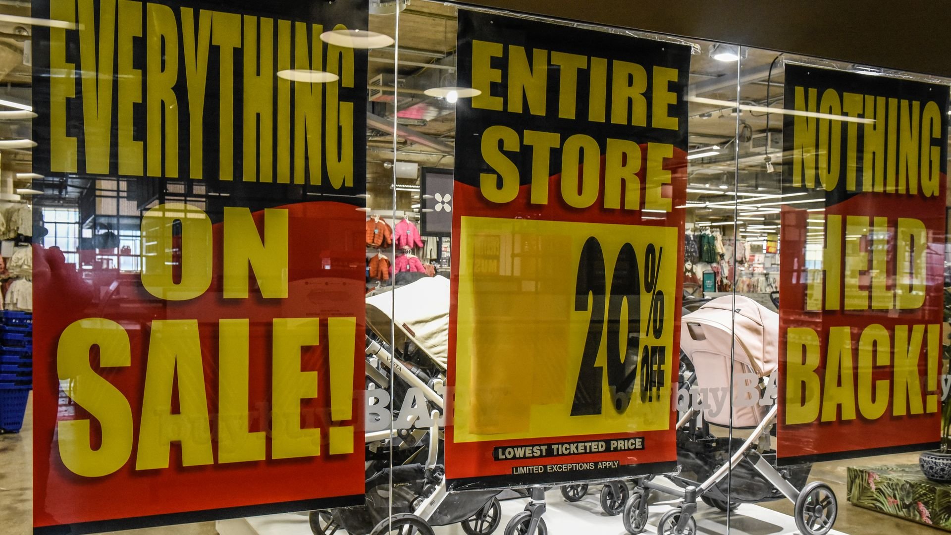 Bed Bath & Beyond tries to raise funds as bankruptcy files for