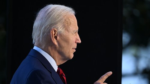 Biden experiencing return of "loose cough" from COVID, doctor says