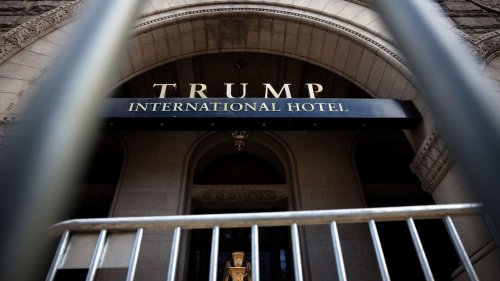Foreign officials spent "hundreds of thousands" at Trump's D.C. hotel