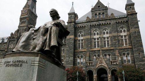 Georgetown students and faculty call for end to legacy admissions