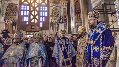 Orthodox Church of Ukraine breaks with Moscow over invasion