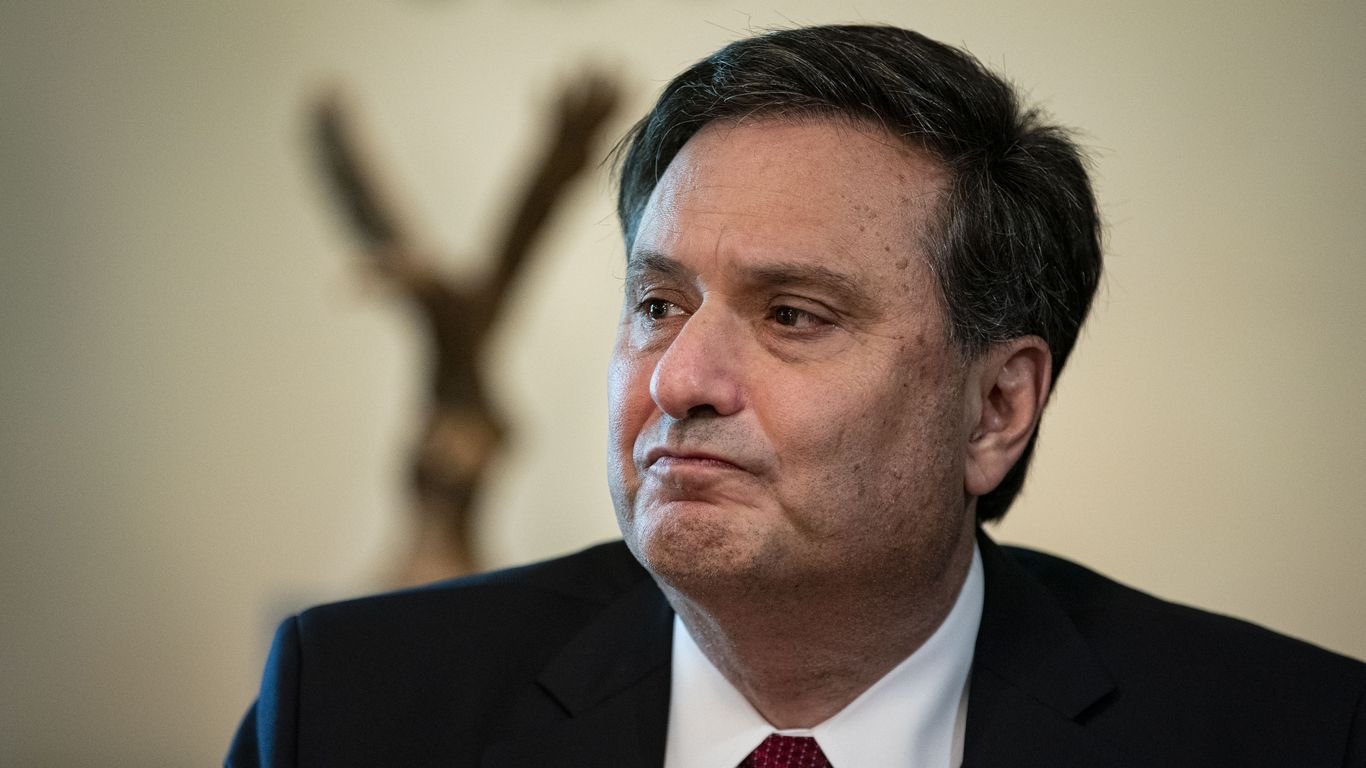 Ron Klain plans to depart as Biden’s chief of staff after State of the Union