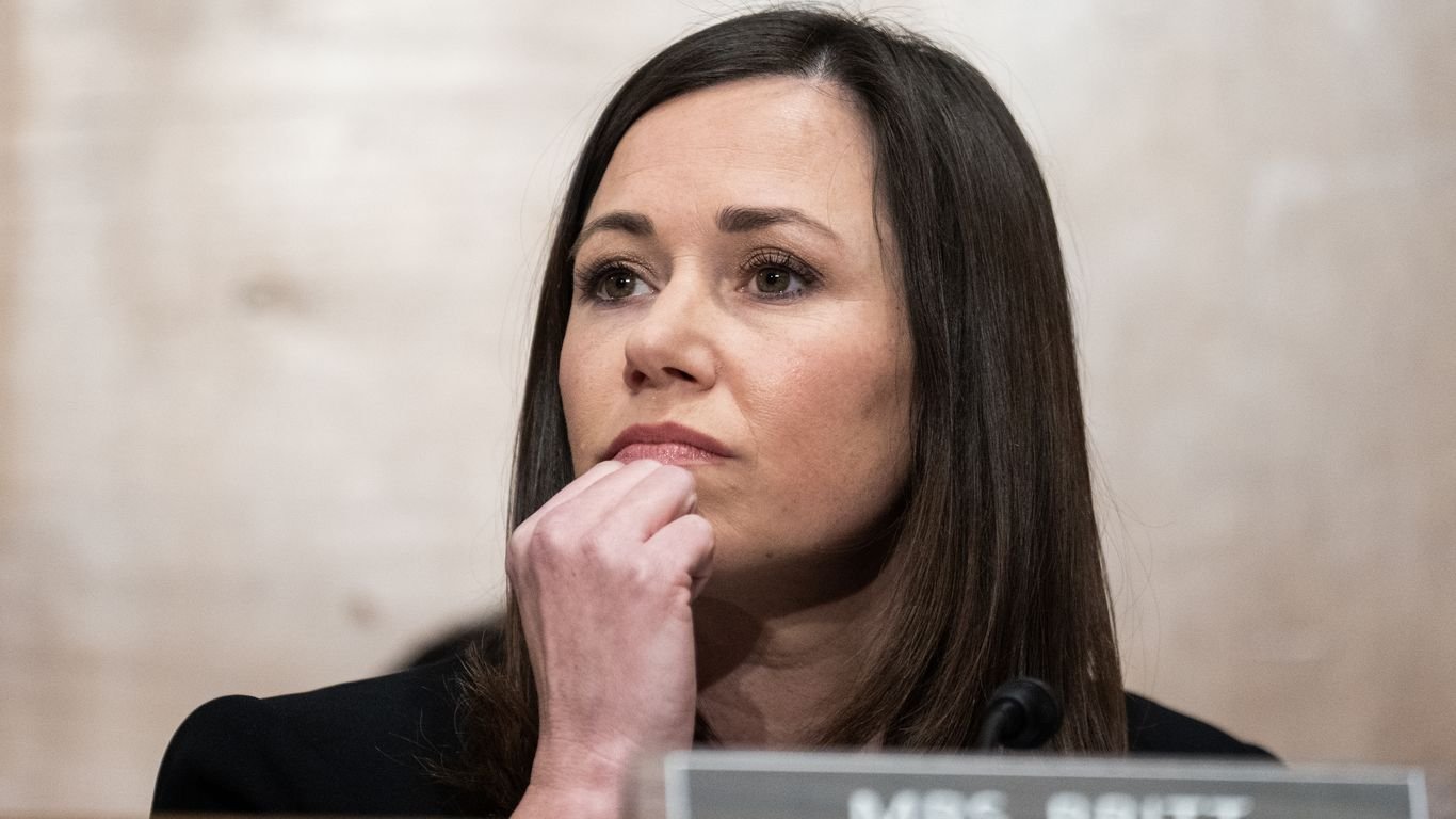 Senate GOP group urges campaigns to come out swinging against Alabama IVF ruling