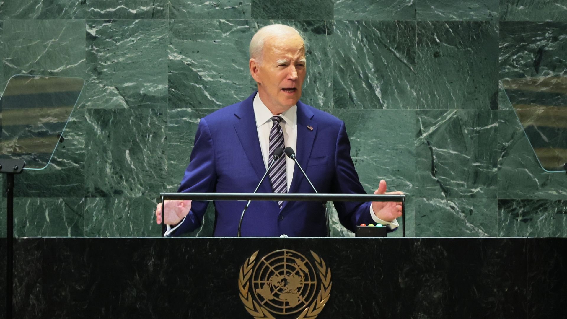 Biden warns against allowing Russia to "brutalize Ukraine" with no consequence