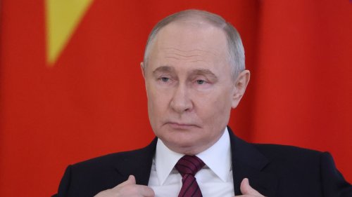 Putin to skip summit with Ukraine and send low-level negotiators