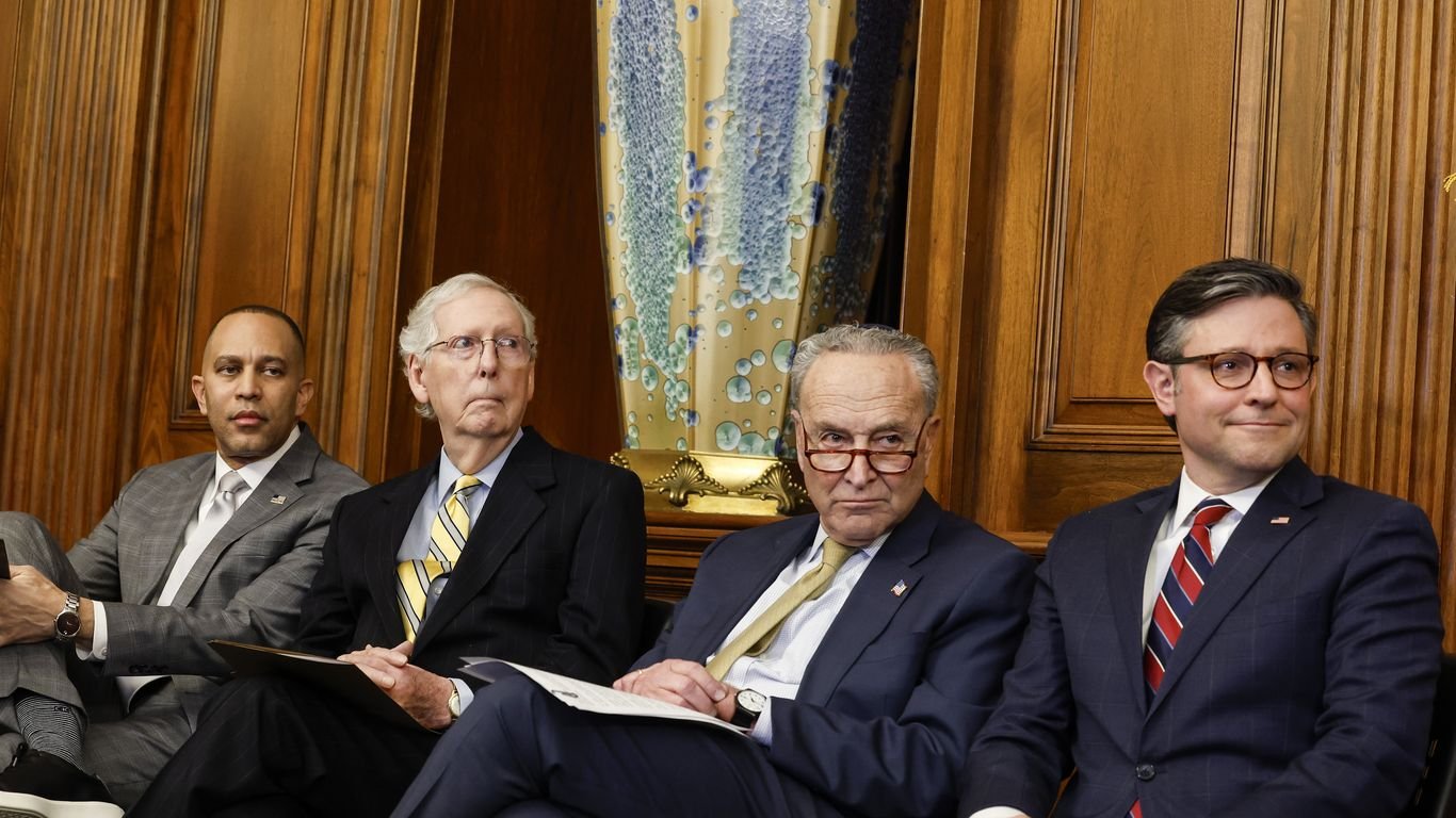 Congress votes to hold off government shutdown until March