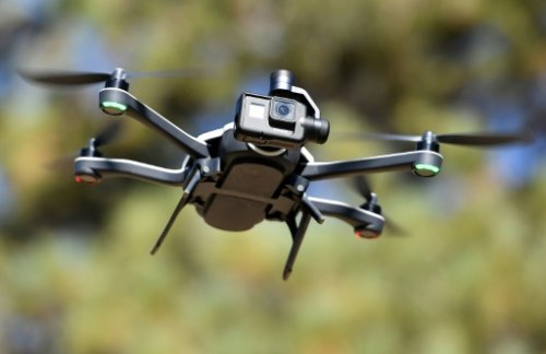 Ford studies using drones to guide self-driving cars