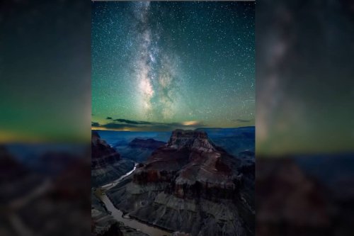 You have to see this gorgeous timelapse of the Milky Way over the Grand Canyon