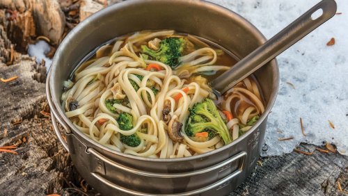 This Easy Veggie Pho Is Your Cure for Cold Backcountry Nights