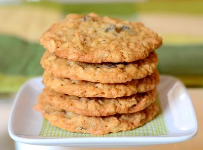 Chewy Coconut Oatmeal Raisin Cookies - Baking Bites