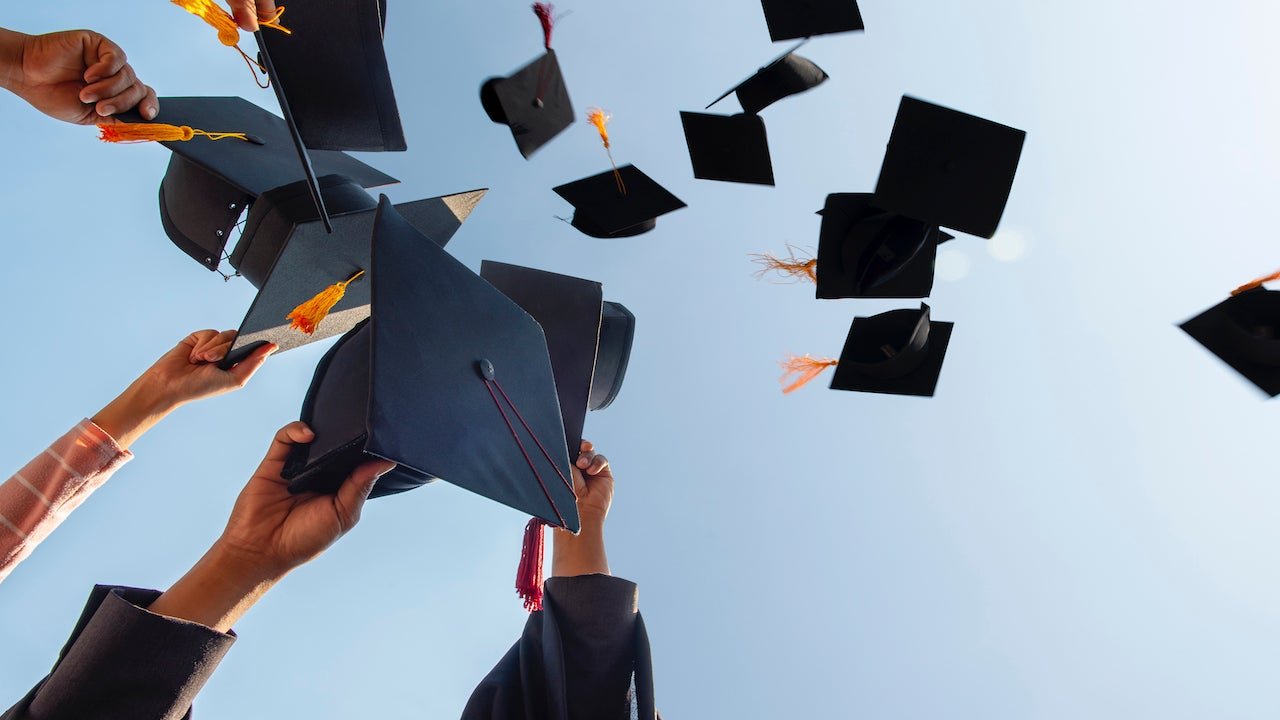 Recent Grads: 6 Tips For Tackling Your Finances