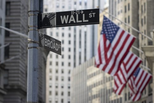 Stocks Rally as Bond Yields Fall on Fed-Friendly US Economic Reports