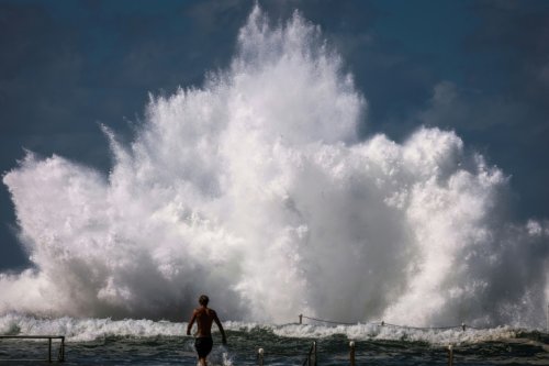Six Drowning Deaths As Huge Waves Hit Australian Coast