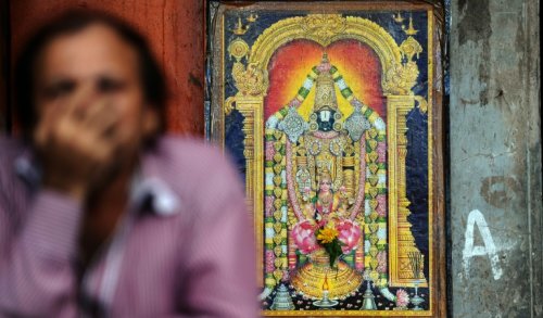 Nightmare On Temple Street: Thieves Return Stolen Indian Idols