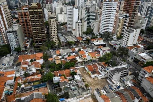 High-rises Sweep Sao Paulo, But Boom Casts Shadows