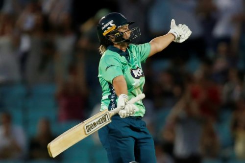 Worth The Weight? Van Niekerk Decision Hands Cricket Modern Day Dilemma