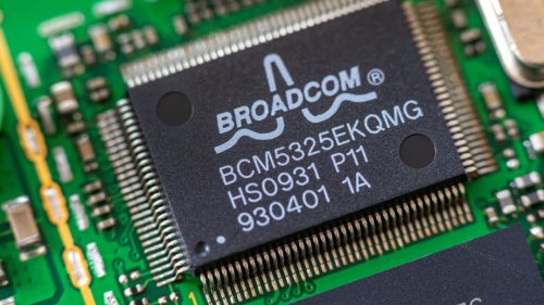 Why Is Broadcom Stock a Winner? It’s the Difference Between Nvidia and Apple.