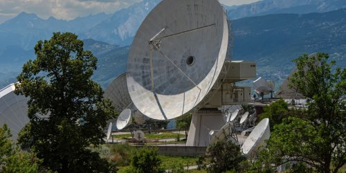 Starlink is SpaceX&rsquo;s Best Business. It Threatens Verizon, AT&T, Comcast.