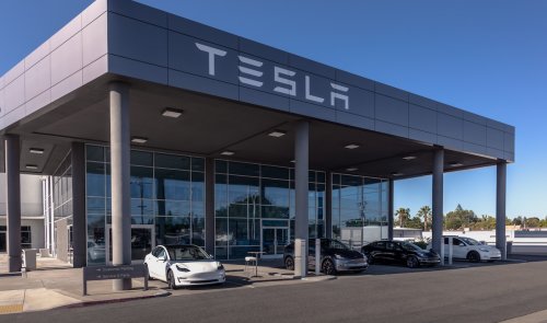 Bis zur Insolvenz? Tesla droht der totale Absturz