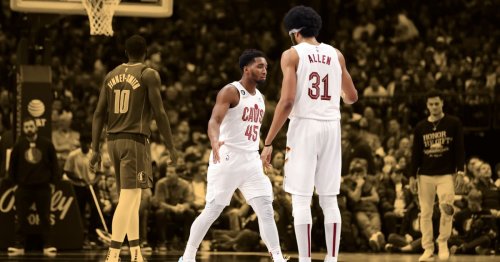 “He be getting the ball at the restricted circle and just say ‘F*** it, I’m gonna jump over him and dunk it’” - Donovan Mitchell on being wowed by Jarrett Allen’s athleticism