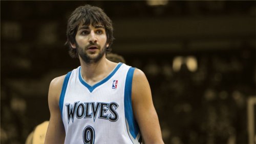 Proof that Ricky Rubio is the best possible mentor for the young Cavs squad — “Change this face. Be happy. Enjoy.”