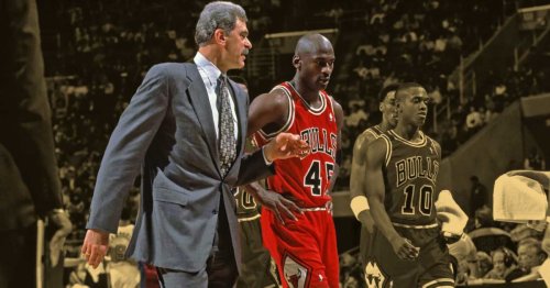 "Helped transform the team into one of the greatest of all time" - Phil Jackson believed Jordan punching Kerr did wonders for the Bulls
