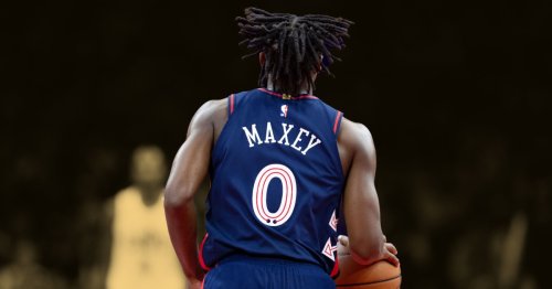 Charles Barkley's hilarious response to a Tyrese Maxey stat: "What kind of loser is sitting around counting your miles anyways?!"