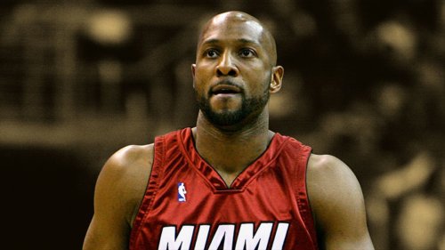 “If I had to crawl off the court, I would have” — Alonzo Mourning refused to get on a stretcher after a career-ending injury