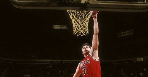 Toni Kukoc breaks down why he would be a franchise player in today's NBA: "We were the pioneers who opened the doors and the eyes of Americans"