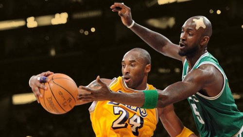 Kevin Garnett admits that he was so close to teaming up with Kobe Bryant but couldn’t get through his phone
