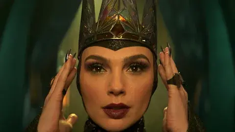 Film review: Disney's Snow White has a major 'identity crisis'