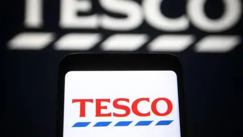 Tesco apologises after software issue hits website and app