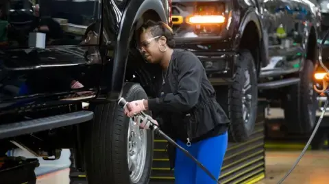 UK could lower US car tariffs in push for trade deal