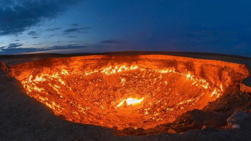 The Darvaza Crater: The USSR's top-secret desert mystery