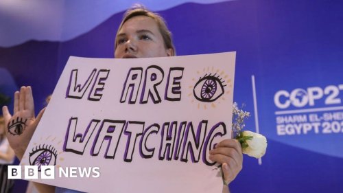 COP27: UN climate talks go into the night amid tense negotiations