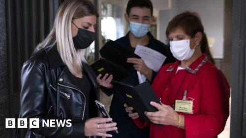 Covid: Italy to require all workers to show 'green pass' certificate