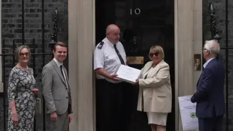 PM urged to end 'legal theft' from park home owners