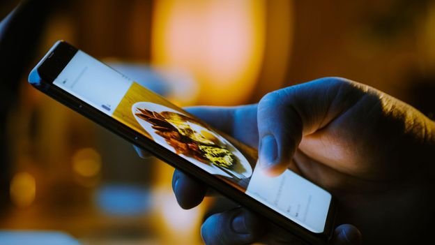 How food on social media affects you