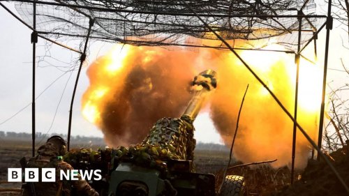 Ukraine war: Kyiv says troops advance on eastern front