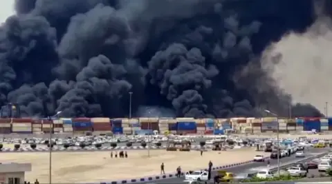 Huge blast at key Iranian port kills 14 and injures more than 750
