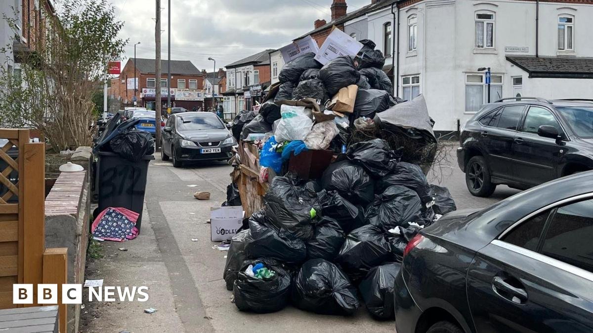 Bin strike exposes divide between rich and poor