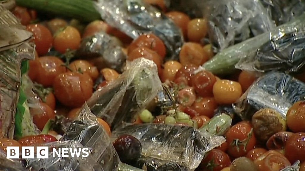 Watch: South Korea — From food wasters to recyclers